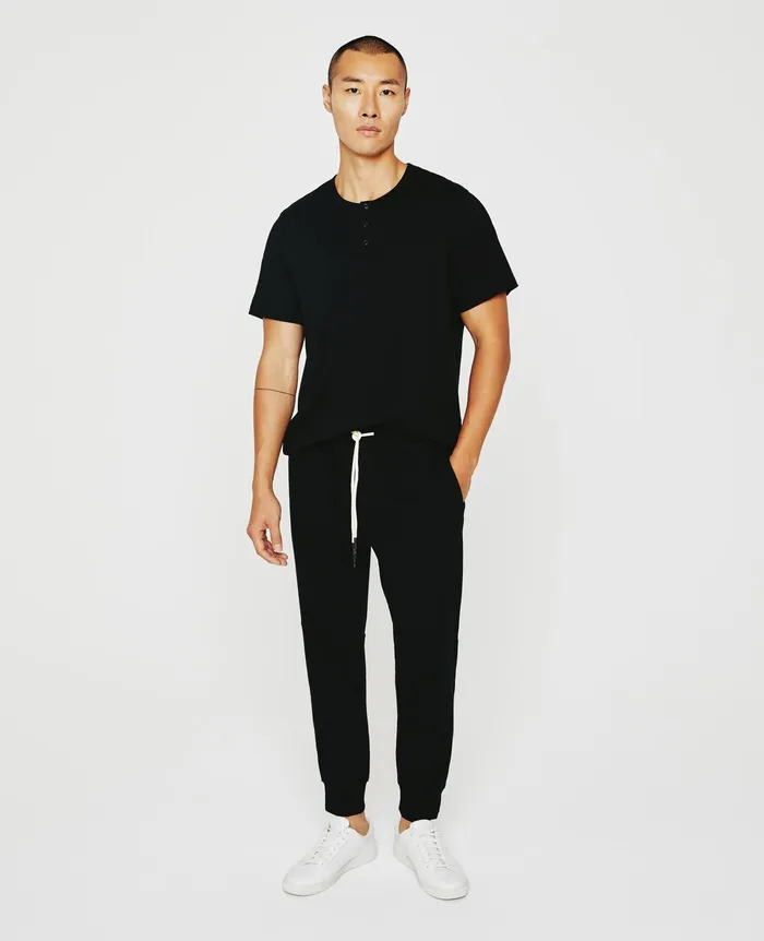 AG Jeans Tees Men Bryce Short Sleeve Henley TRUE BLACK AG Jeans Tees Men Bryce Short Sleeve Henley TRUE BLACK