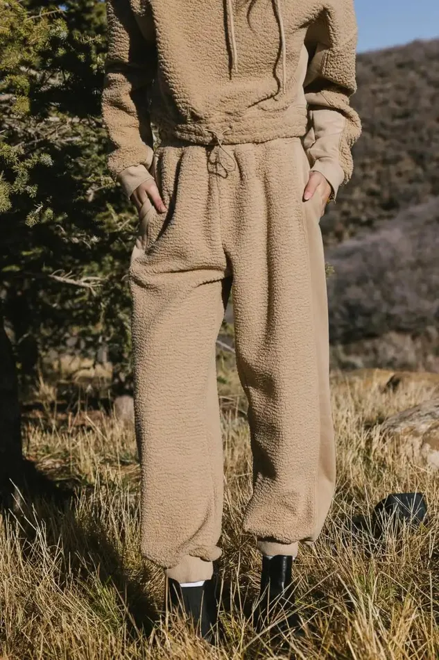 All Bottoms Women Bohme Callie Sherpa Joggers In Camel 8211 FINAL SALE Camel