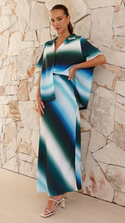 Billy J Bottoms Women Daeira Maxi Skirt 8211 Blue Green Print