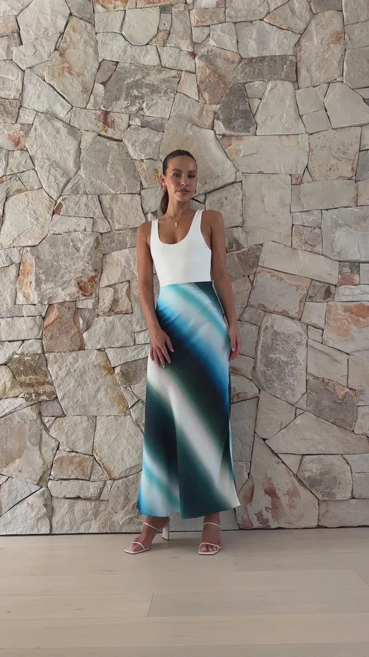 Billy J Bottoms Women Daeira Maxi Skirt 8211 Blue Green Print