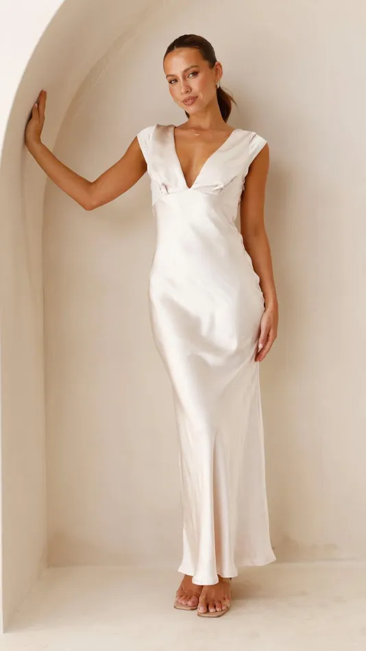 Billy J Dresses Women Amelia Maxi Dress 8211 Champagne