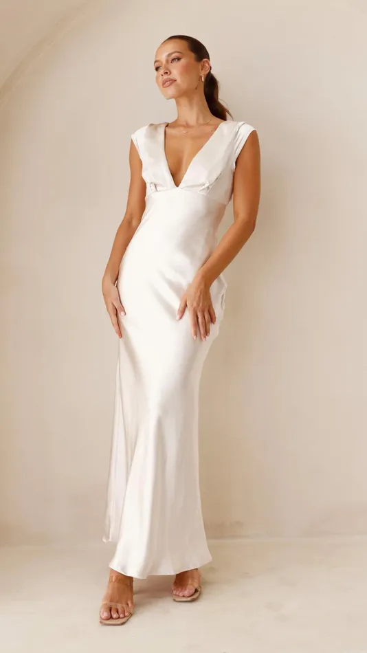 Billy J Dresses Women Amelia Maxi Dress 8211 Champagne