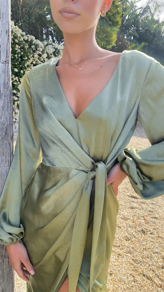 Billy J Dresses Women Naomi Long Sleeve Maxi Dress 8211 Olive