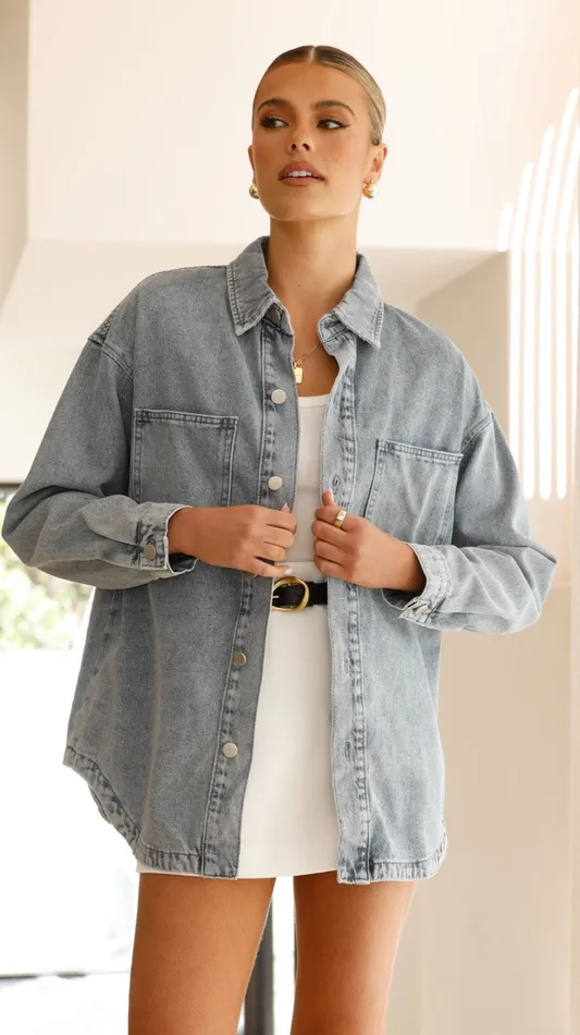 Billy J Outerwear Women Valdez Oversized Denim Jacket 8211 Mid Blue