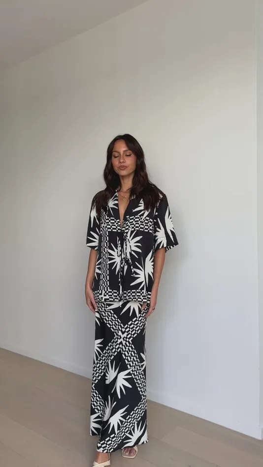 Billy J Sets Women Veronica Shirt 8211 Kahlo Print