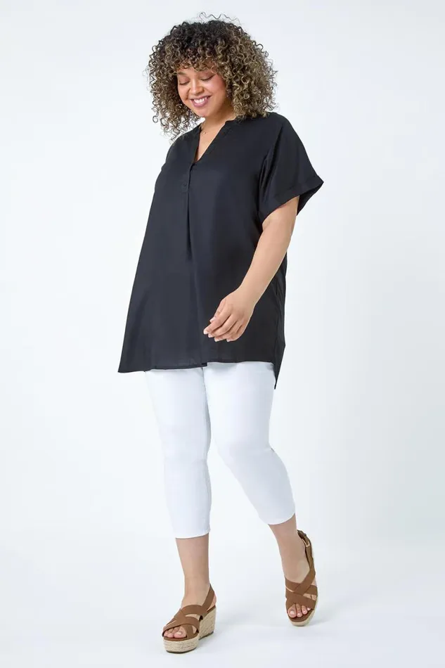 Black Curve Plain Longline VNeck Top Women Roman Tops