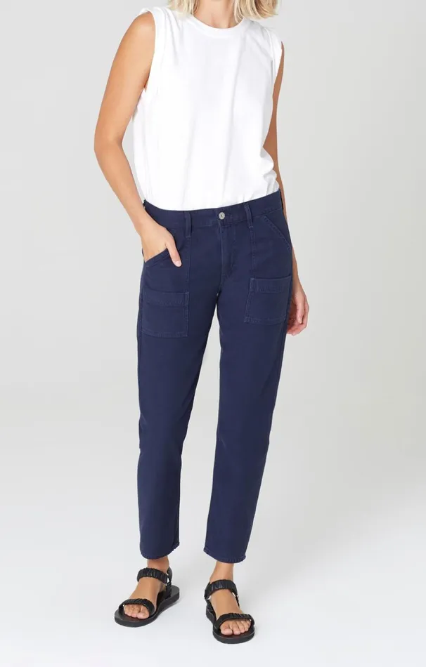 Boyfriend and Relaxed Fit Women Citizens Of Humanity Leah Cargo In Washed Navy Washed Navy