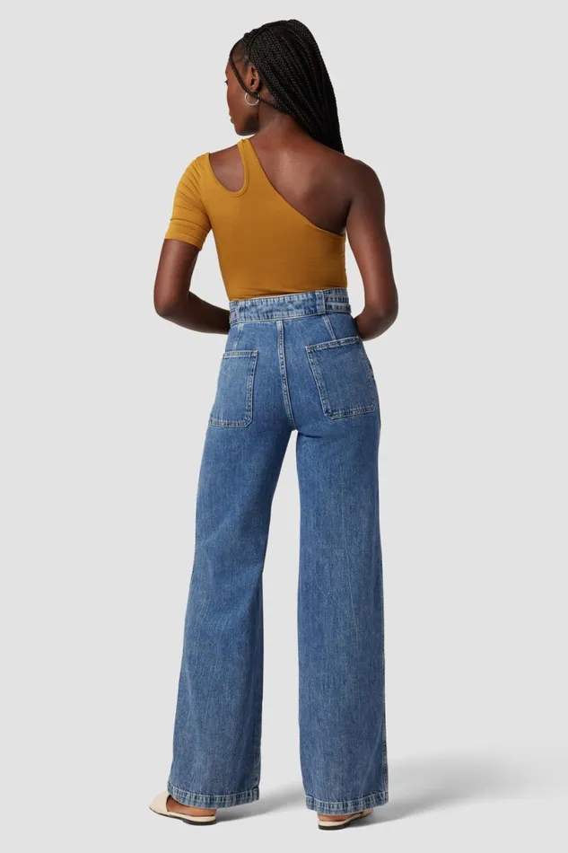 Hudson Jeans Tops and Sweaters Women Short Sleeve Asymmetrical Bodysuit Desert Sand Hudson Jeans Tops and Sweaters Women Short Sleeve Asymmetrical Bodysuit Desert Sand