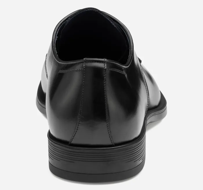 Johnston and Murphy LaceUps Men Flynch Plain Toe Black Italian Calfskin Johnston and Murphy LaceUps Men Flynch Plain Toe Black Italian Calfskin