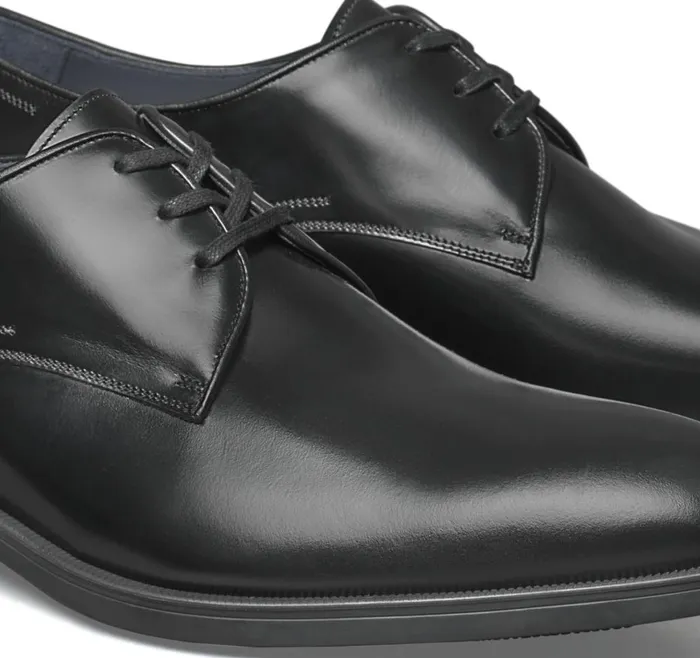 Johnston and Murphy LaceUps Men Flynch Plain Toe Black Italian Calfskin Johnston and Murphy LaceUps Men Flynch Plain Toe Black Italian Calfskin