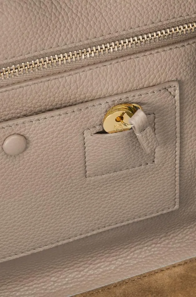 Loewe Amazona 28 Bag In Soft Grained Calfskin Sand Women Tote and Top Handle Bags