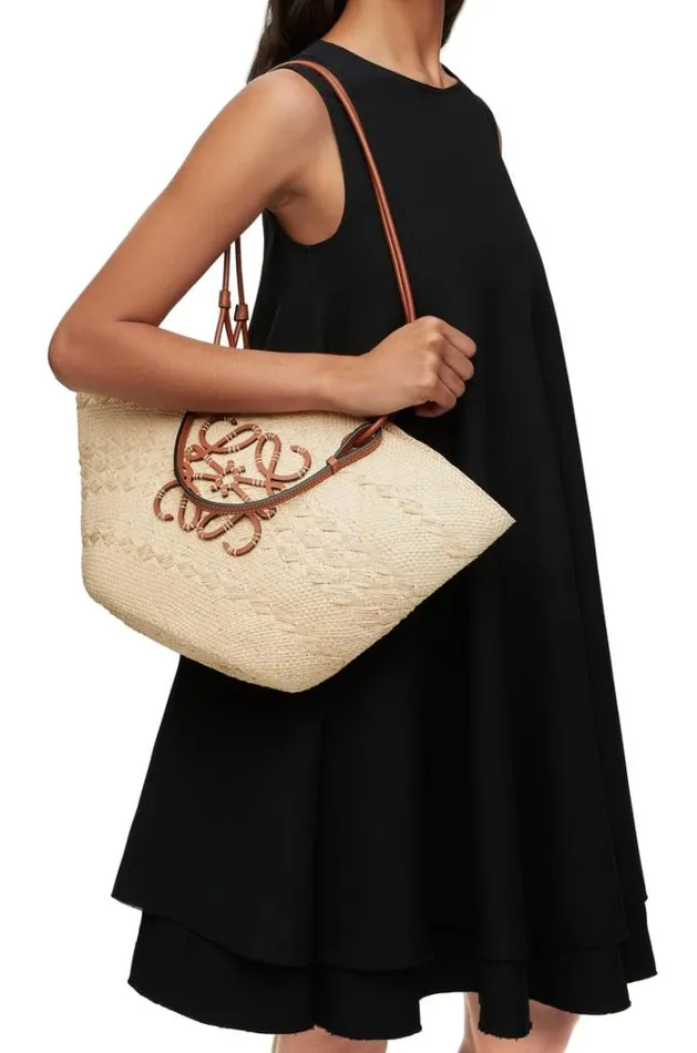 Loewe Anagram Basket Bag In Iraca Palm And Calfskin Naturaltan Women Baskets