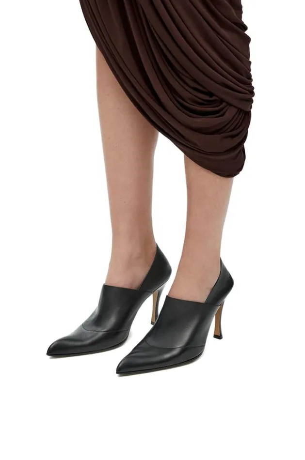 Loewe Comic Pump In Soft Calfskin Black Women Pumps