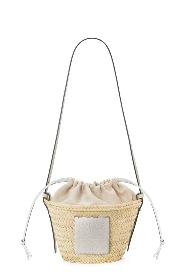 Loewe Drawstring Bucket Bag In Palm Leaf And Calfskin Naturalwhite Women Bucket Bags