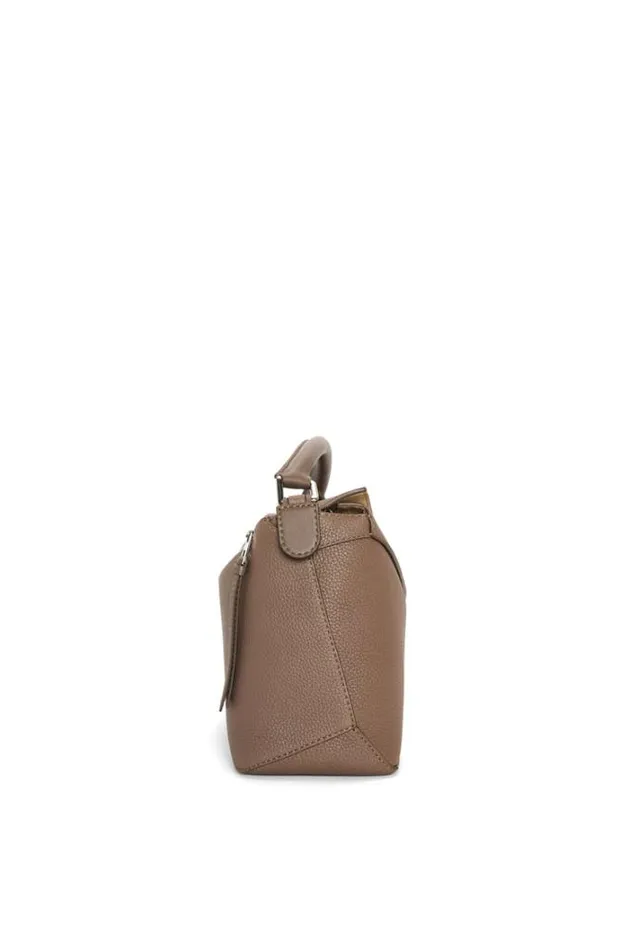 Loewe Puzzle Bag In Grained Calfskin Tundra Men Shoulder Bags