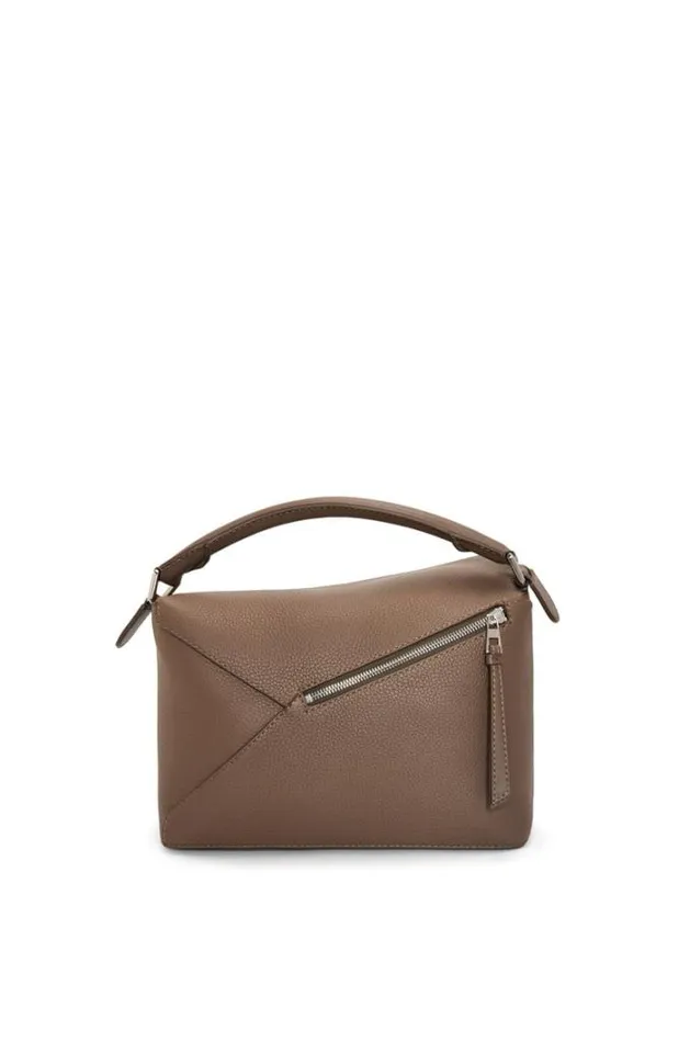 Loewe Puzzle Bag In Grained Calfskin Tundra Men Shoulder Bags