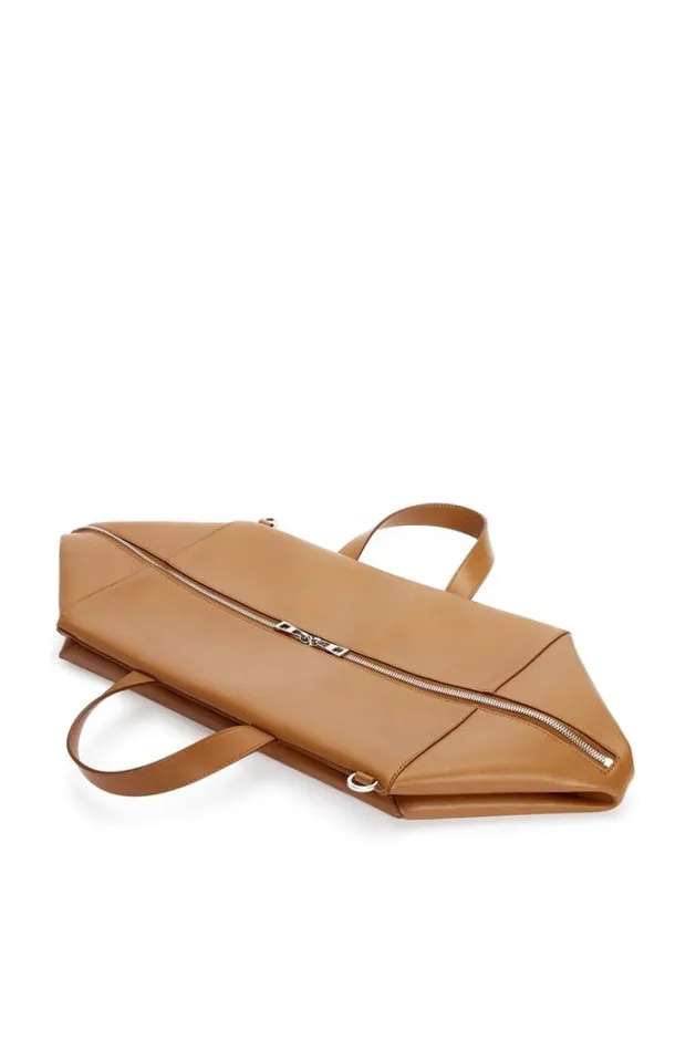 Loewe Puzzle Fold Duffle In Shiny Calfskin Oak Men Travel Bags