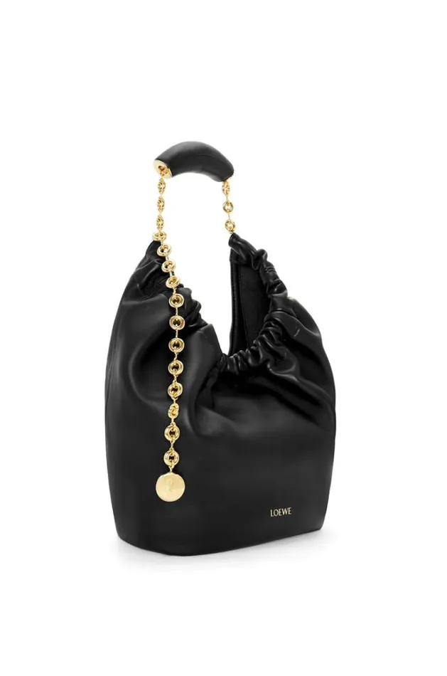 Loewe Small Squeeze Bag In Nappa Lambskin Black Women Shoulder Bags