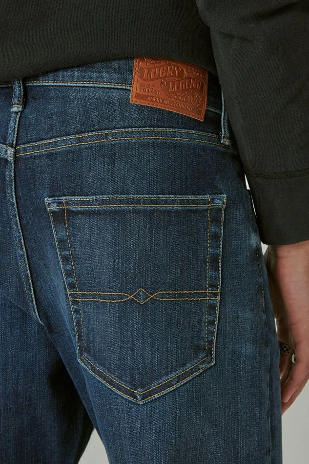 Lucky Brand Jeans 410 Athletic Straight Premium Coolmax Stretch Jean Royce 8211 Men