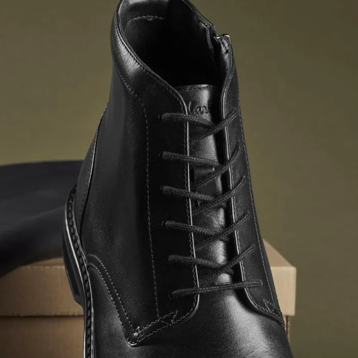 Men Aldwin Cap Black Leather Clarks Boots