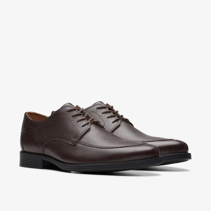 Men Whiddon Apron Dark Brown Tumbled Clarks Dress Shoes