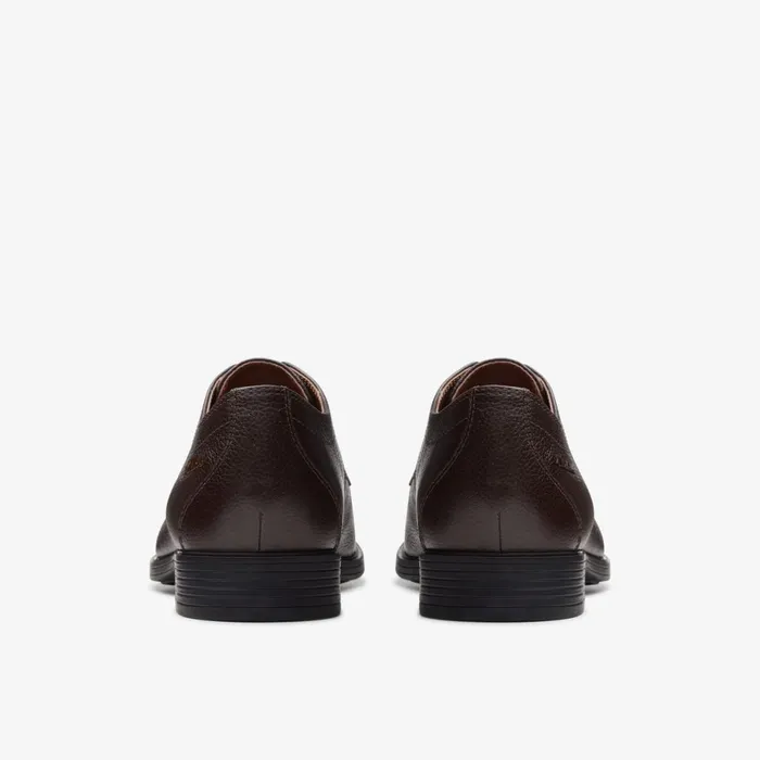 Men Whiddon Apron Dark Brown Tumbled Clarks Dress Shoes