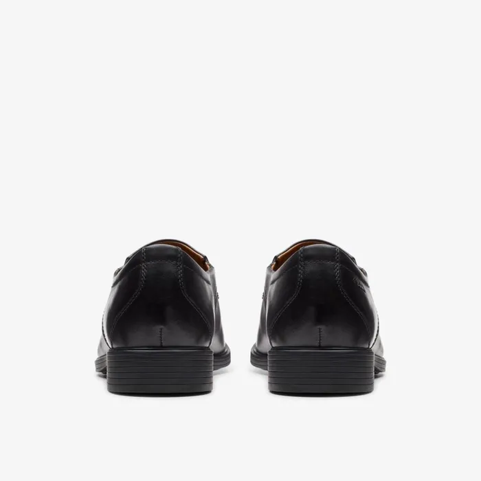 Men Whiddon Step Black Leather Clarks Dress Shoes