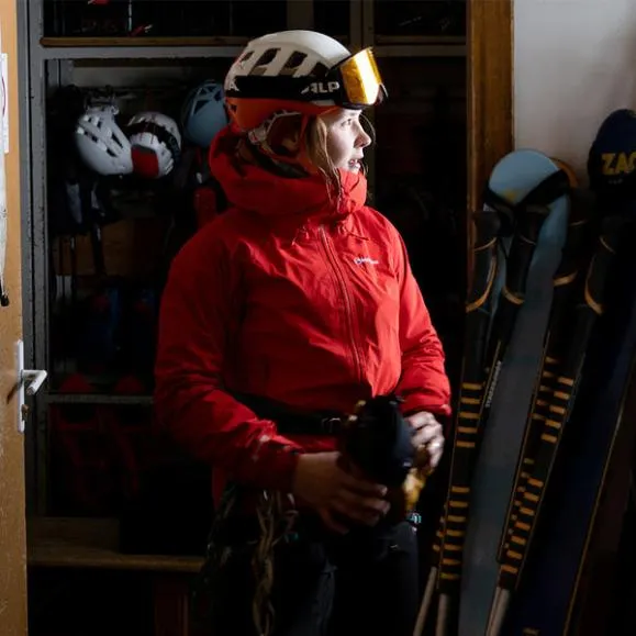 Montane WoPhase XPD Waterproof Jacket Eclipse Blueadrenaline Red Womens Montane Waterproof Montane WoPhase XPD Waterproof Jacket Eclipse Blueadrenaline Red Womens Montane Waterproof