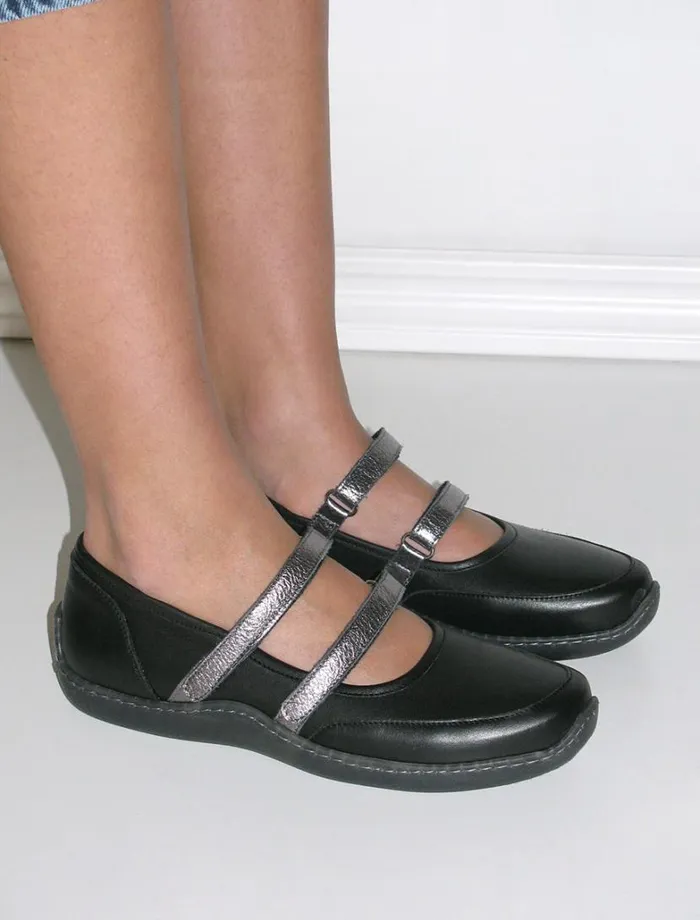 No 1688 002KM Black Women Paloma Wool Shoes