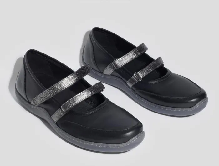 No 1688 002KM Black Women Paloma Wool Shoes