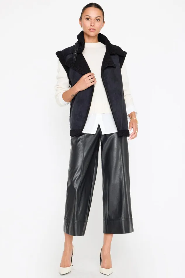 The Parson Crew Looker Almond With White Underlayer Women Brochu Walker Looker Sweaters