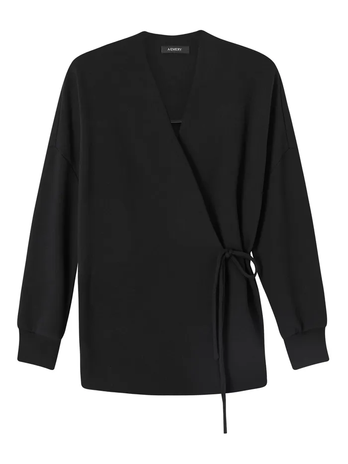 The UNDONE Tops Women AEmery 8211 Bailey Sweat in Black