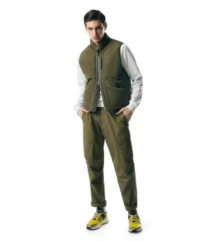 Tom Ford Pants and Shorts ENZYME TWILL SPORT CARGO 8211 Men Tom Ford Pants and Shorts ENZYME TWILL SPORT CARGO 8211 Men