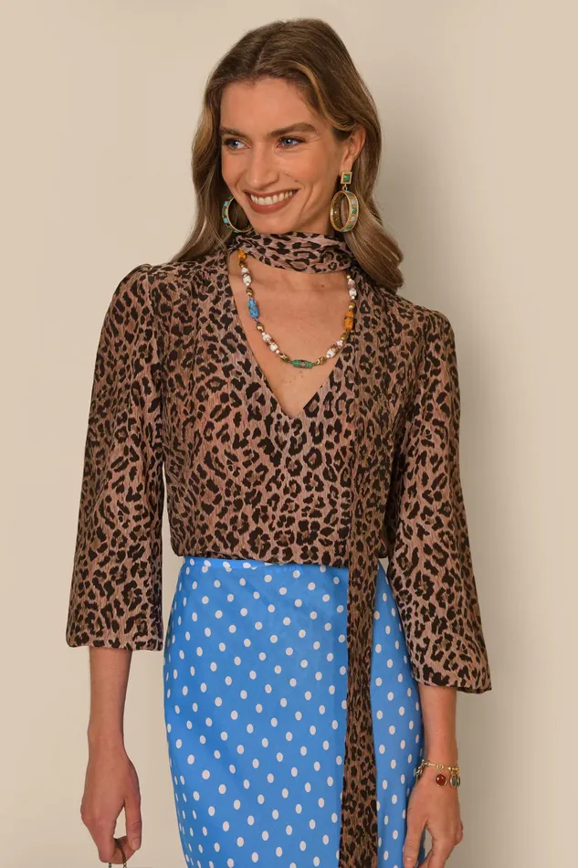 Tops Women RIXO Moss Leopard