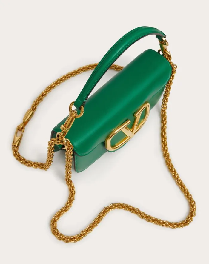 Valentino Shoulder Bags Woman Valentino Garavani Loc Small Shoulder Bag In Calfskin For Woman In Light Ivory Light Ivory Valentino Shoulder Bags Woman Valentino Garavani Loc Small Shoulder Bag In Calfskin For Woman In Light Ivory Light Ivory