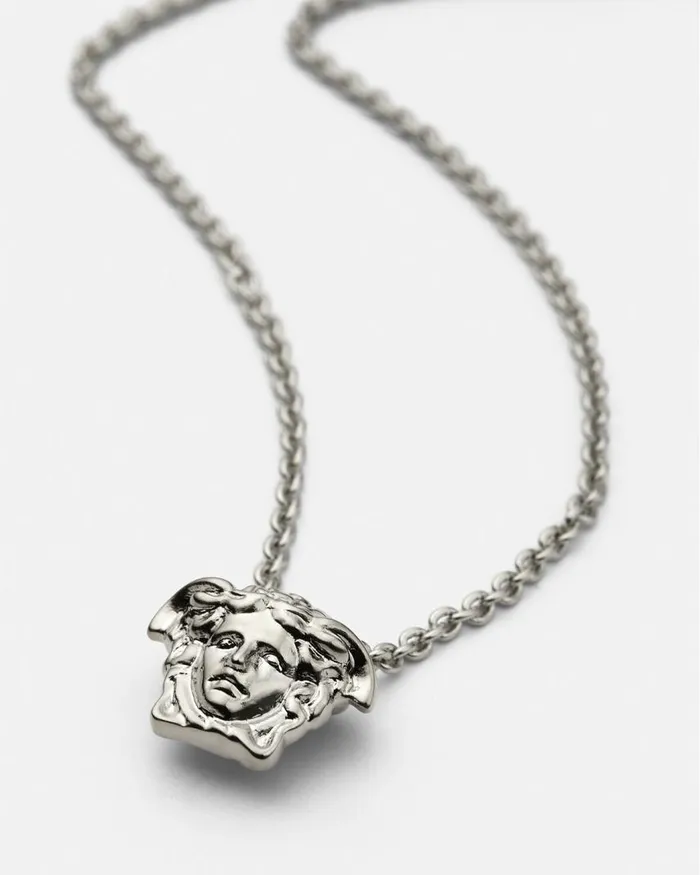 Versace La Medusa Necklace Silver WomenMen Necklaces Versace La Medusa Necklace Silver WomenMen Necklaces