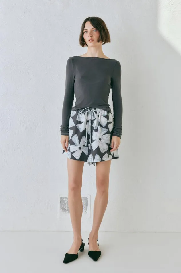 VRG GRL Long Sleeve Lori Top Charcoal 8211 Women VRG GRL Long Sleeve Lori Top Charcoal 8211 Women