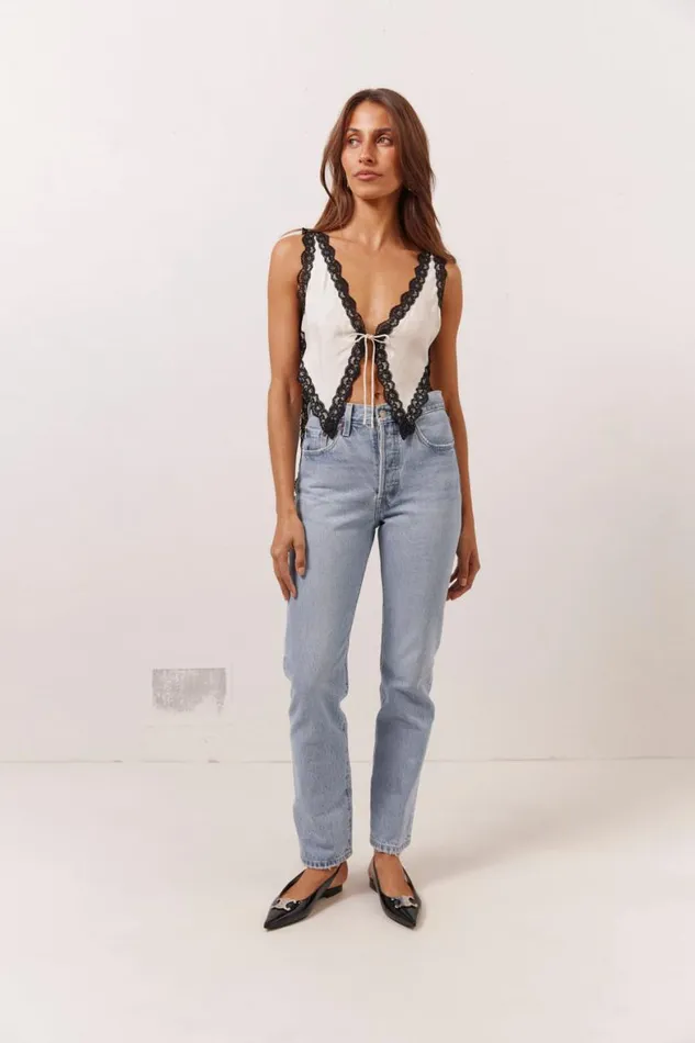 VRG GRL Sleeveless Aurelie Top White 8211 Women VRG GRL Sleeveless Aurelie Top White 8211 Women