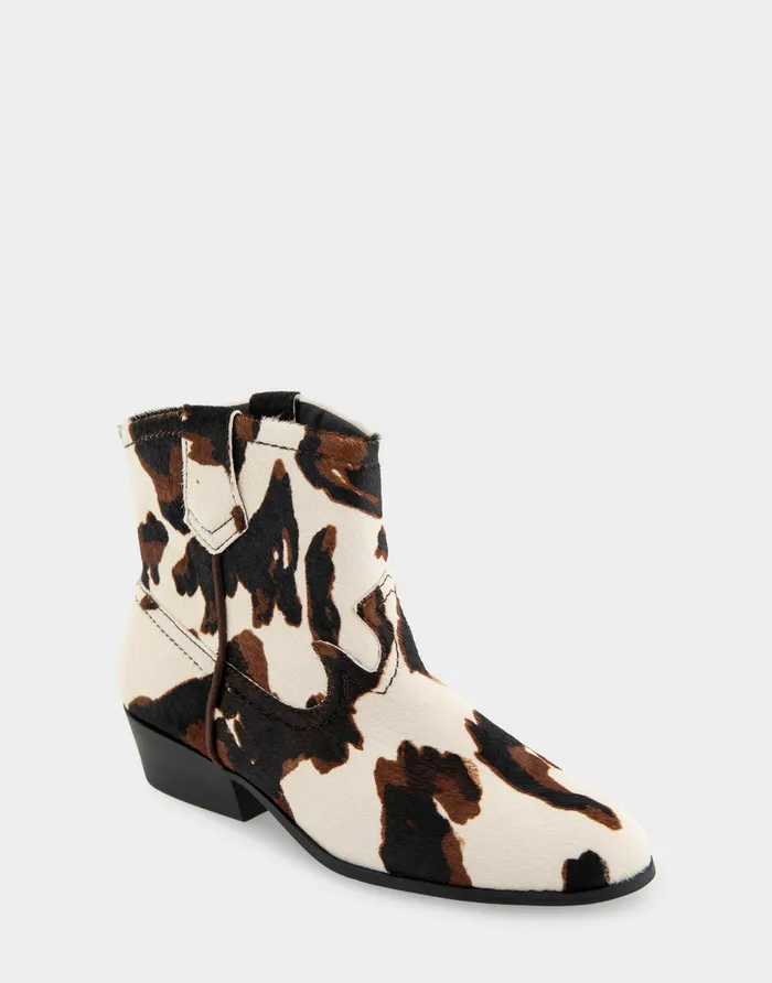 Women Aerosoles Ankle Boots Comfortable Pull On Western Bootie In Cow Print Haircalf