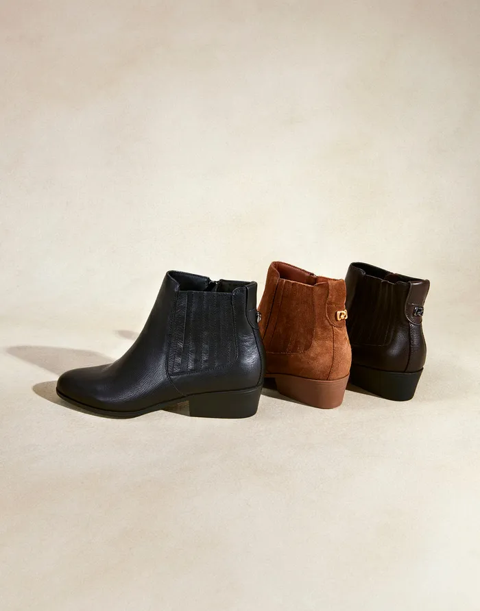 Women Aerosoles Heeled Boots Comfortable Covered Gore Western Ankle Bootie In Tobacco Suede