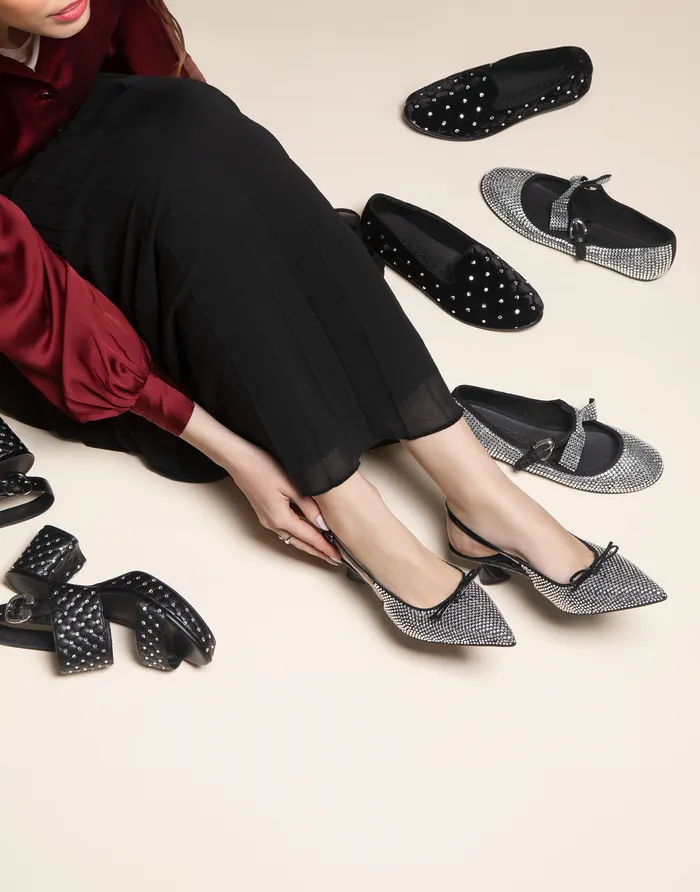 Women Aerosoles Platforms Comfortable Platform Sandal In Black Quilted Faux Leather With Crystals