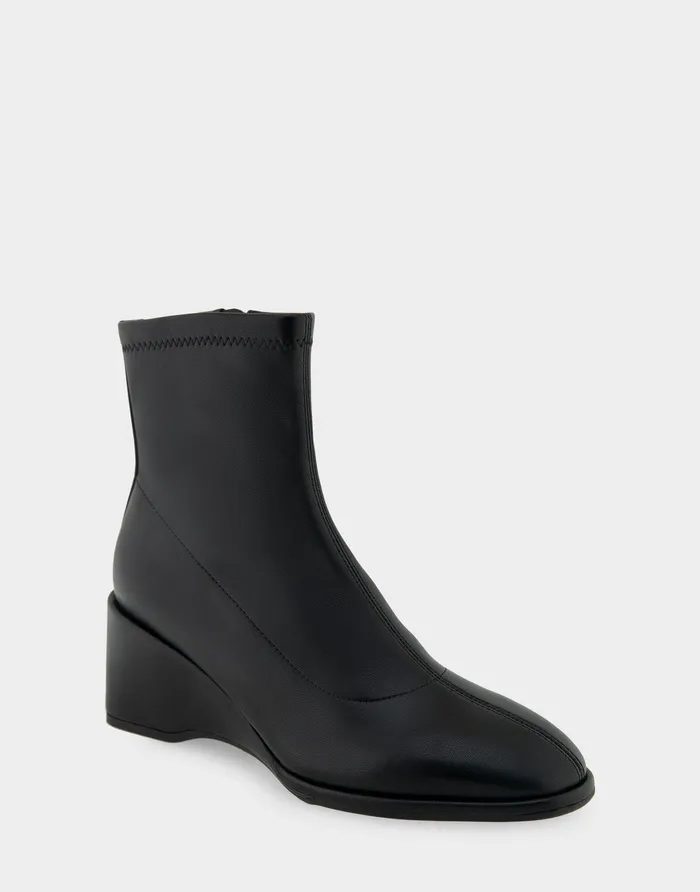 Women Aerosoles Wedge Boots Comfortable Stretch Ankle Sculpted Wedge Boot In Black Stretch Faux Leather Faux Leather Women Aerosoles Wedge Boots Comfortable Stretch Ankle Sculpted Wedge Boot In Black Stretch Faux Leather Faux Leather