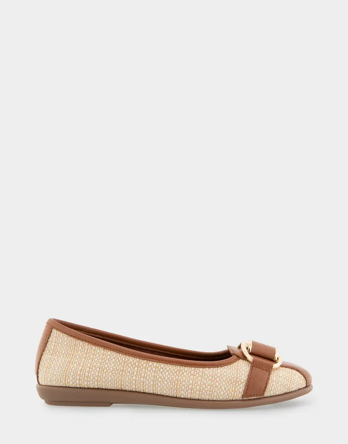 Women Aerosoles Wide Width Flats Comfortable Ornamented Flat In Natural Raffia Combo Raffia Fabric