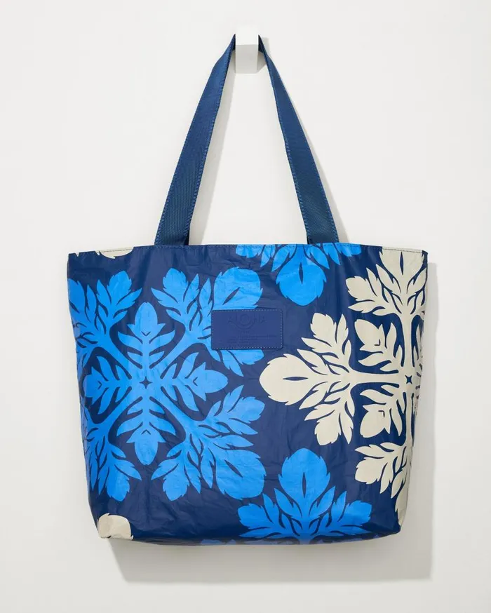 WomenBeach and Home Aloha Collection Awapuhi Day Tripper Tote Makainavy Tommy Bahama Luggage and Travel