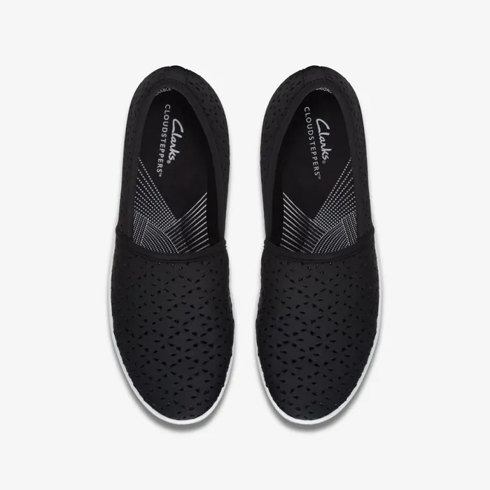 Women Breeze Emily Black Clarks Flats