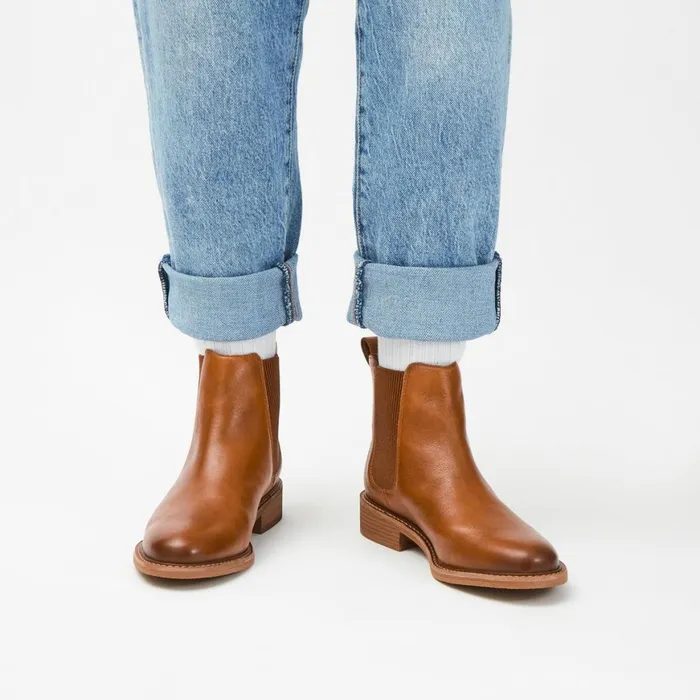 Women Cologne Arlo 2 Tan Leather Clarks Boots and Booties