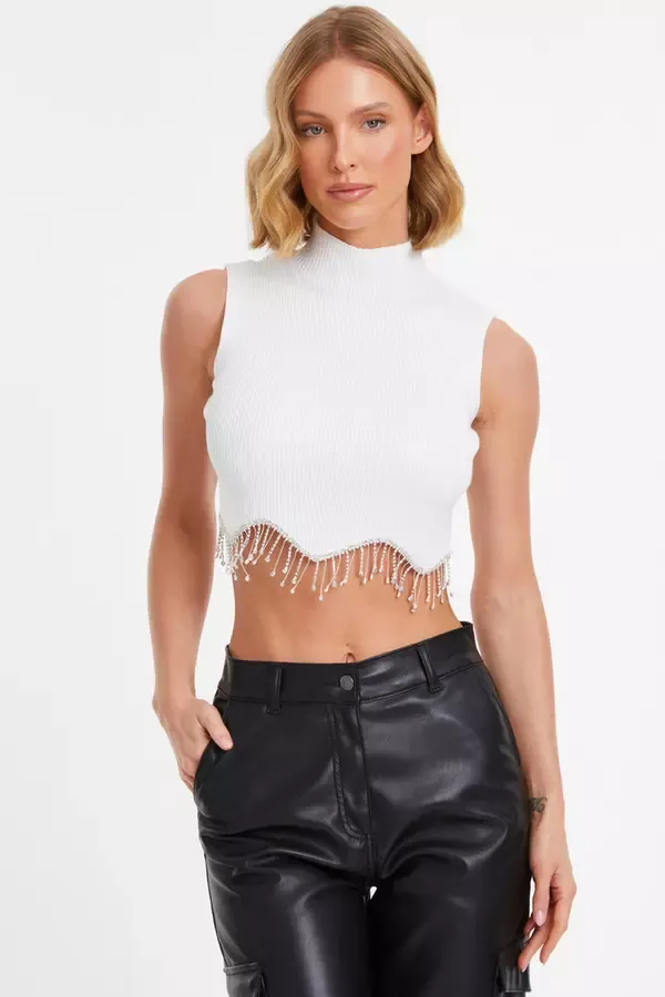 Women Cream Scalloped Embellished Sleeveless Top Quiz Clothing Going Out