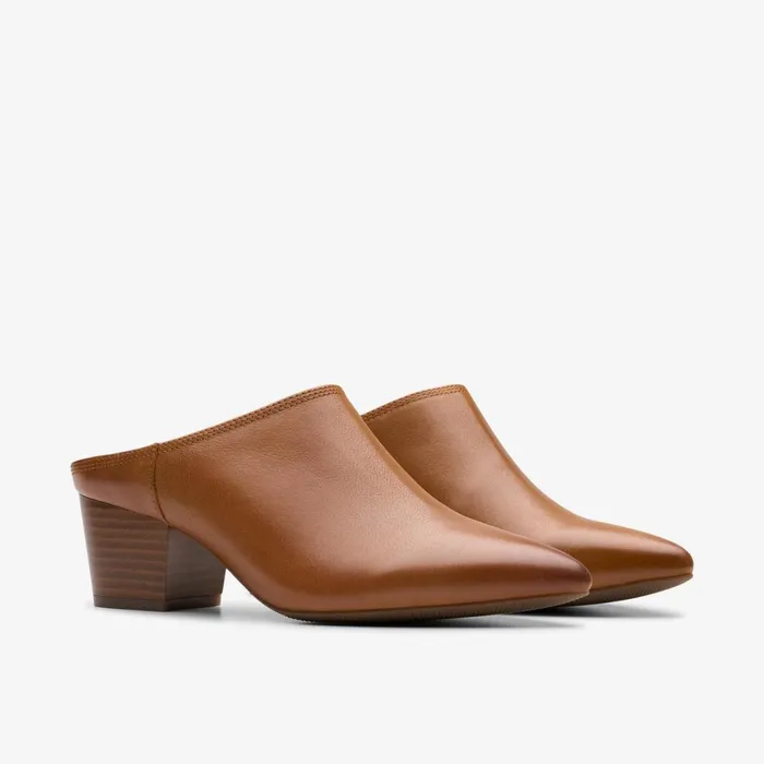 Women Ellanie Pace Tan Leather Clarks Heels and Pumps