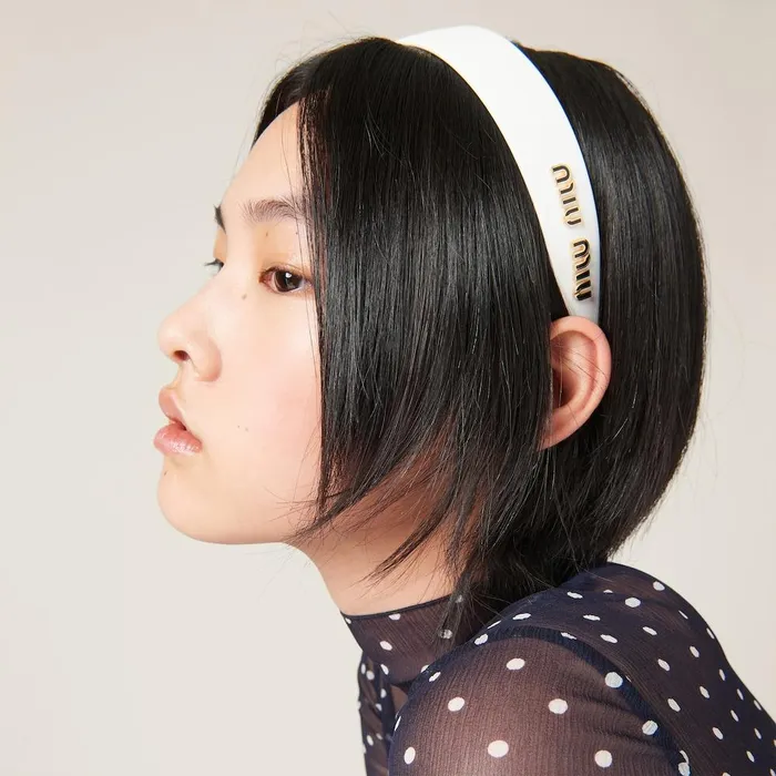 Women Headbands And Hair Accessories Miu Miu Plexiglas Headband Whiteblack Women Headbands And Hair Accessories Miu Miu Plexiglas Headband Whiteblack