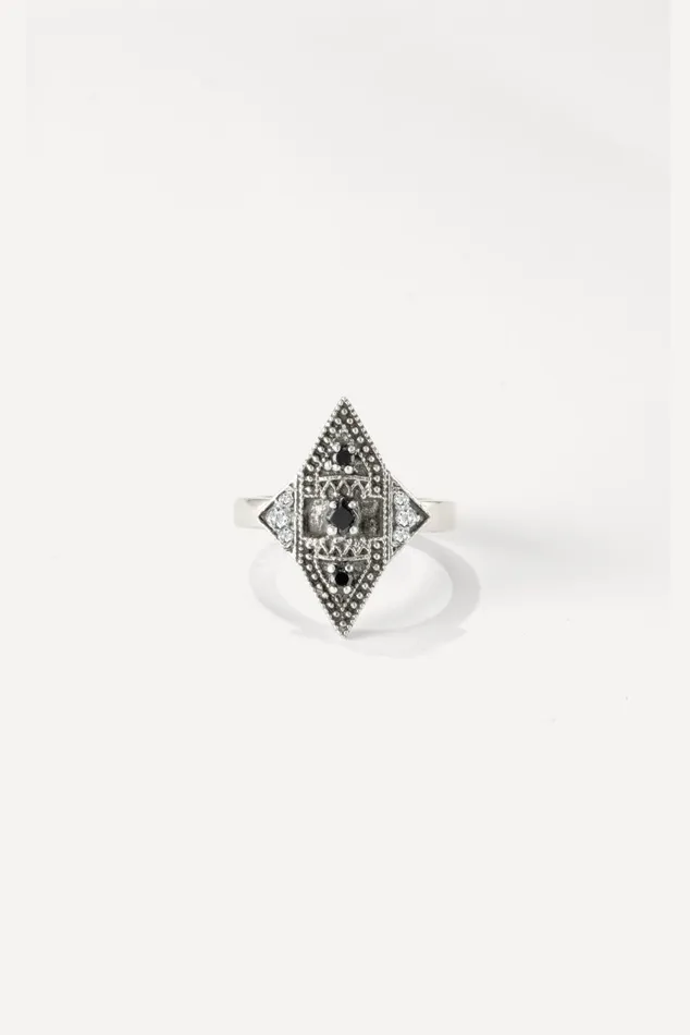 Women Jewelry Baandsh Onyx Silver Ring Teluga Gold